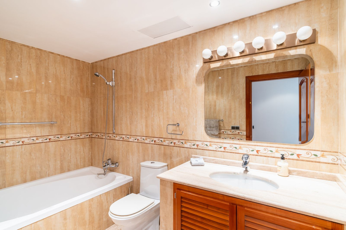 a55cee0dcbafd7754d6878573f8afa4a - 39