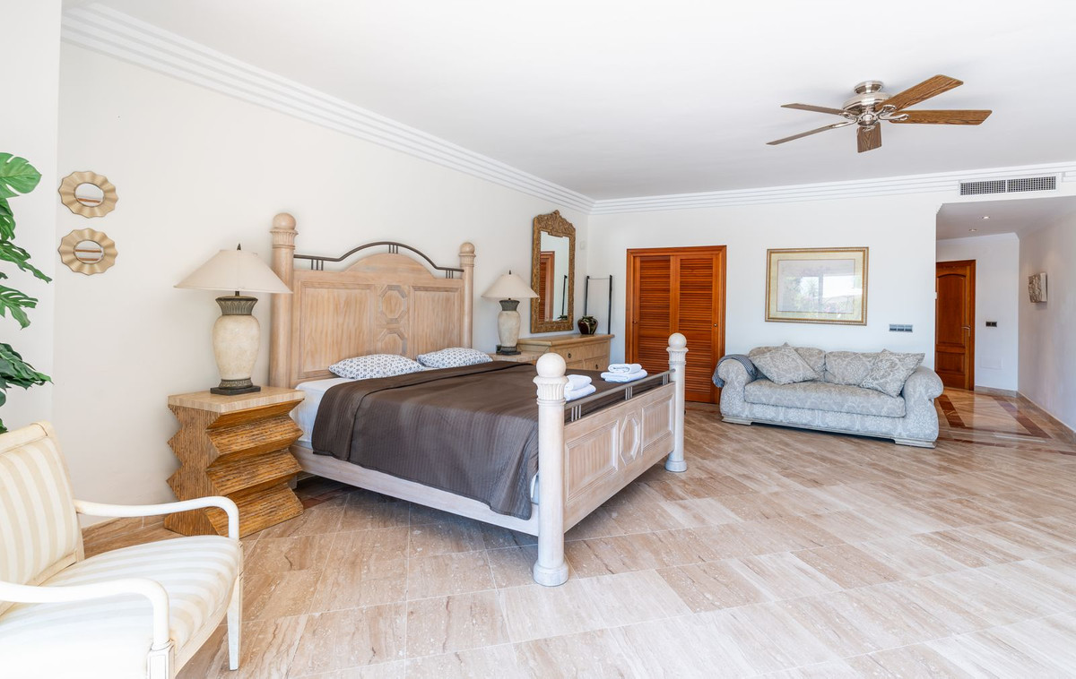 a55cee0dcbafd7754d6878573f8afa4a - 49