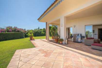 a55cee0dcbafd7754d6878573f8afa4a - 51