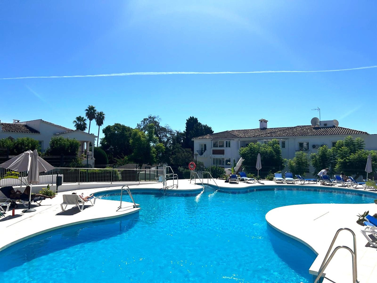 a5ac7c7d56fabe5785fc59810e4fcf20 - 1