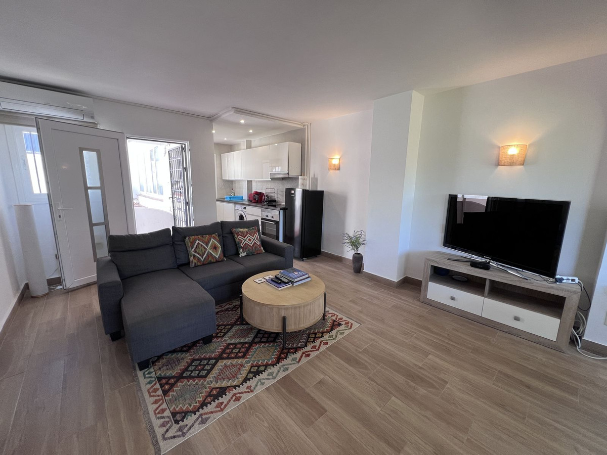 a5ac7c7d56fabe5785fc59810e4fcf20 - 8