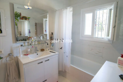 a5cff2b7bd8f5ab20b82152b736e10cf - 26