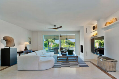 a6098dd2606b4f891792912007e636a5 - 10