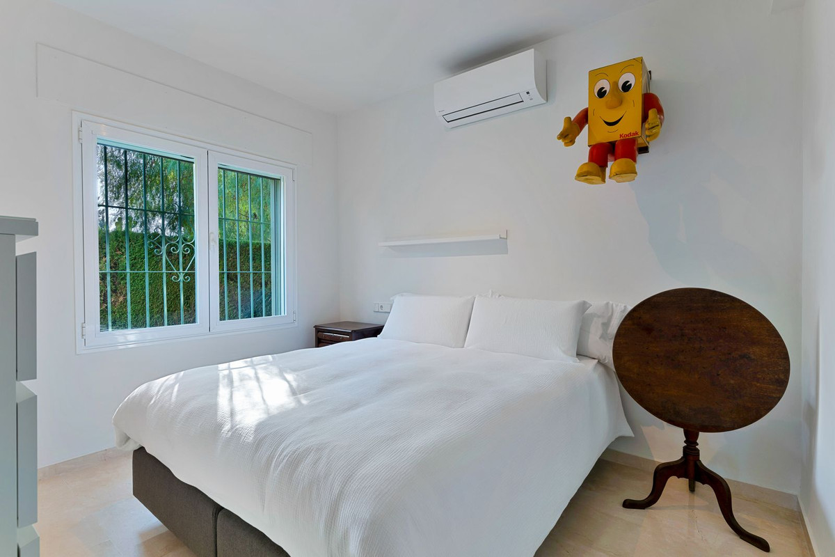 a6098dd2606b4f891792912007e636a5 - 9