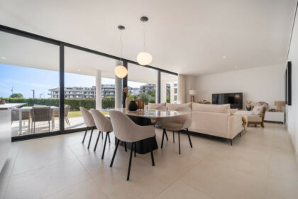 a6b1281f3d2db1641938457335c00758 - 10