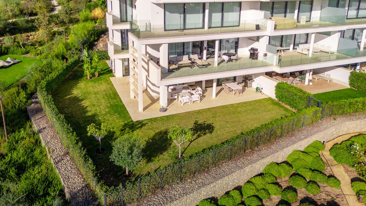 a6b1281f3d2db1641938457335c00758 - 28