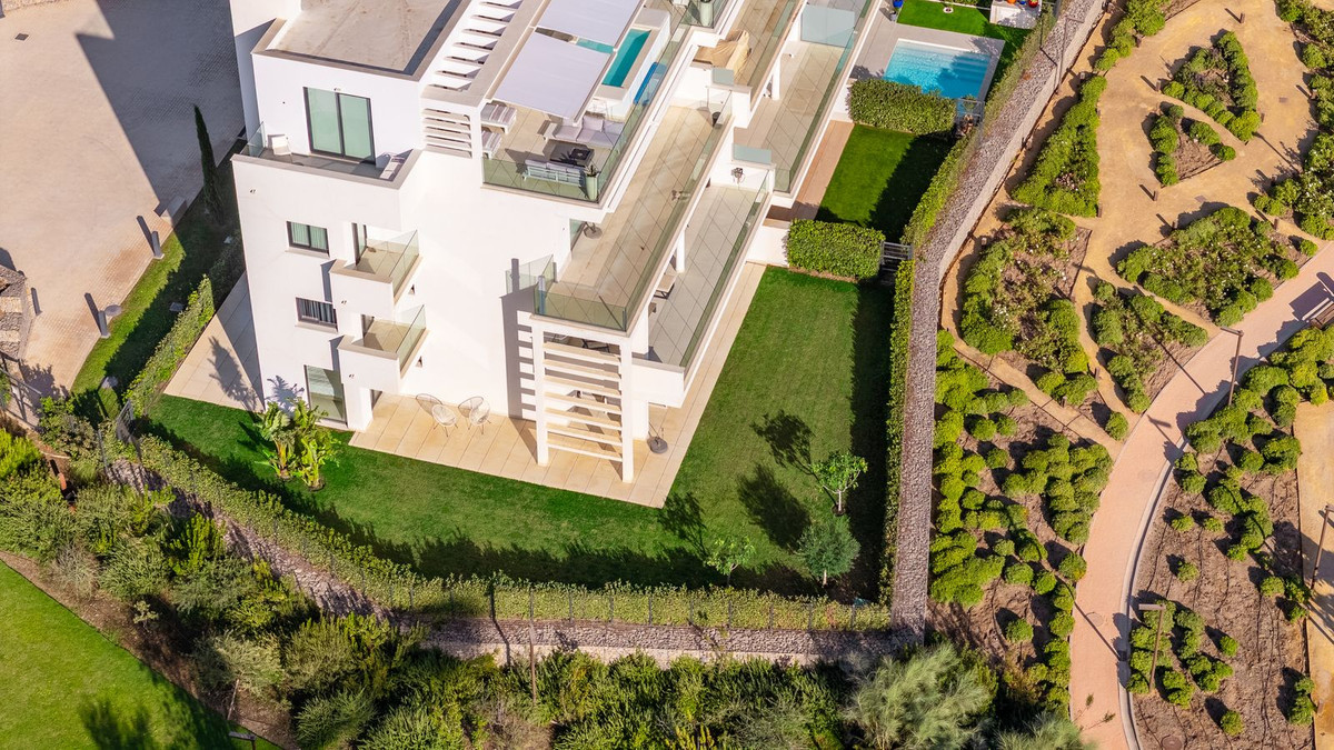 a6b1281f3d2db1641938457335c00758 - 30