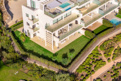 a6b1281f3d2db1641938457335c00758 - 31