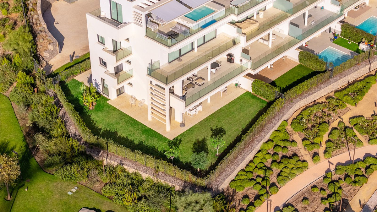 a6b1281f3d2db1641938457335c00758 - 31