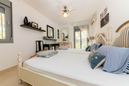 a7269fc89a608d5ebbf297190812ce07 - 12