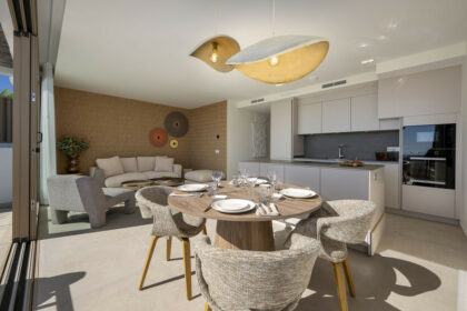 a74b679a46cc78121081728832425ac0 - 3