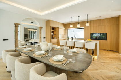 a767ad24d5457c6af573b8695ef2cbd8 - 14