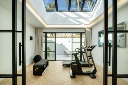 a767ad24d5457c6af573b8695ef2cbd8 - 18