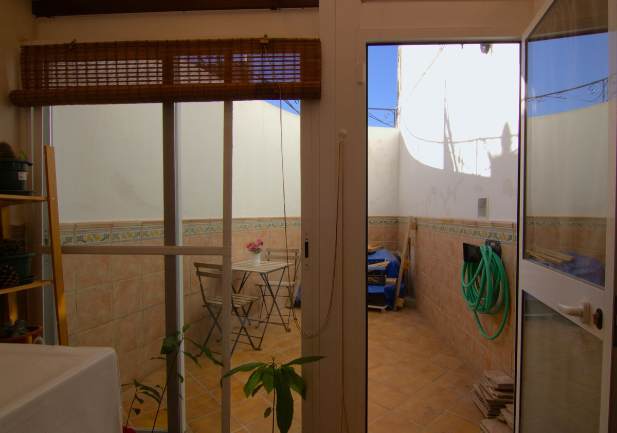 a8ebf531786c6958764546aea835fe2e - 13