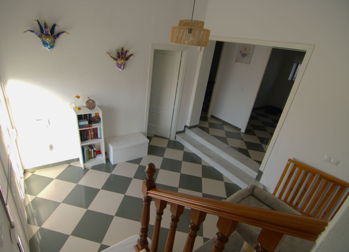 a8ebf531786c6958764546aea835fe2e - 25