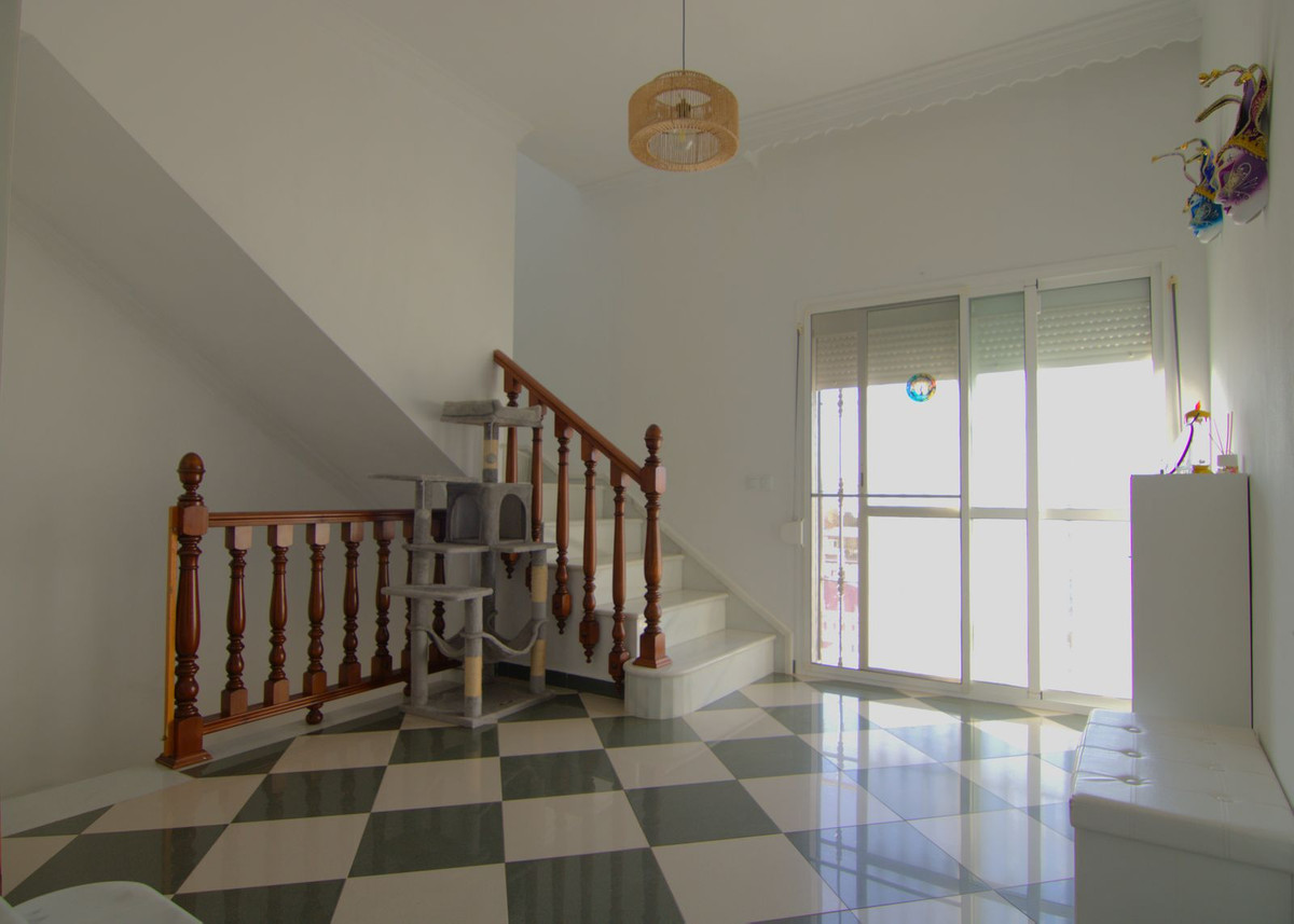 a8ebf531786c6958764546aea835fe2e - 27