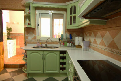 a8ebf531786c6958764546aea835fe2e - 8