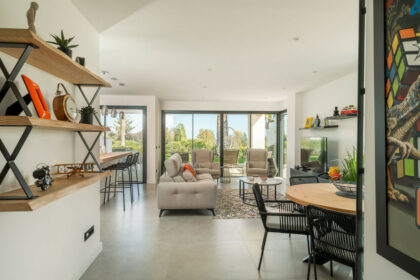 a910ed15bcce95dfeb2f5c9110060d7a - 8