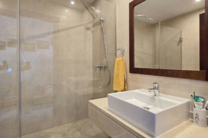 a94cf7180173291a0ae707925cc86b64 - 18