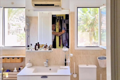 a9f628454ea0224a7b45aa681cbfbab6 - 18