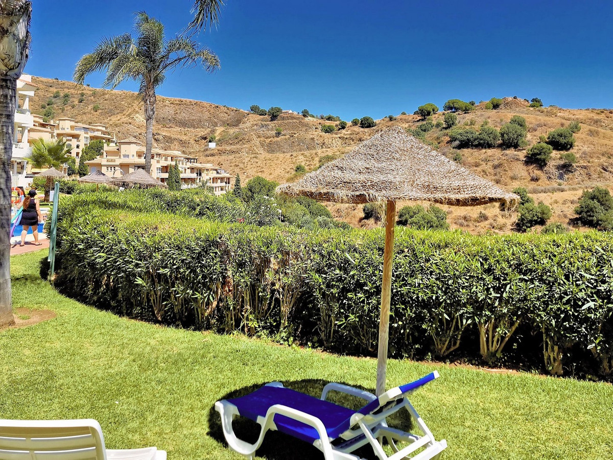 a9f628454ea0224a7b45aa681cbfbab6 - 29