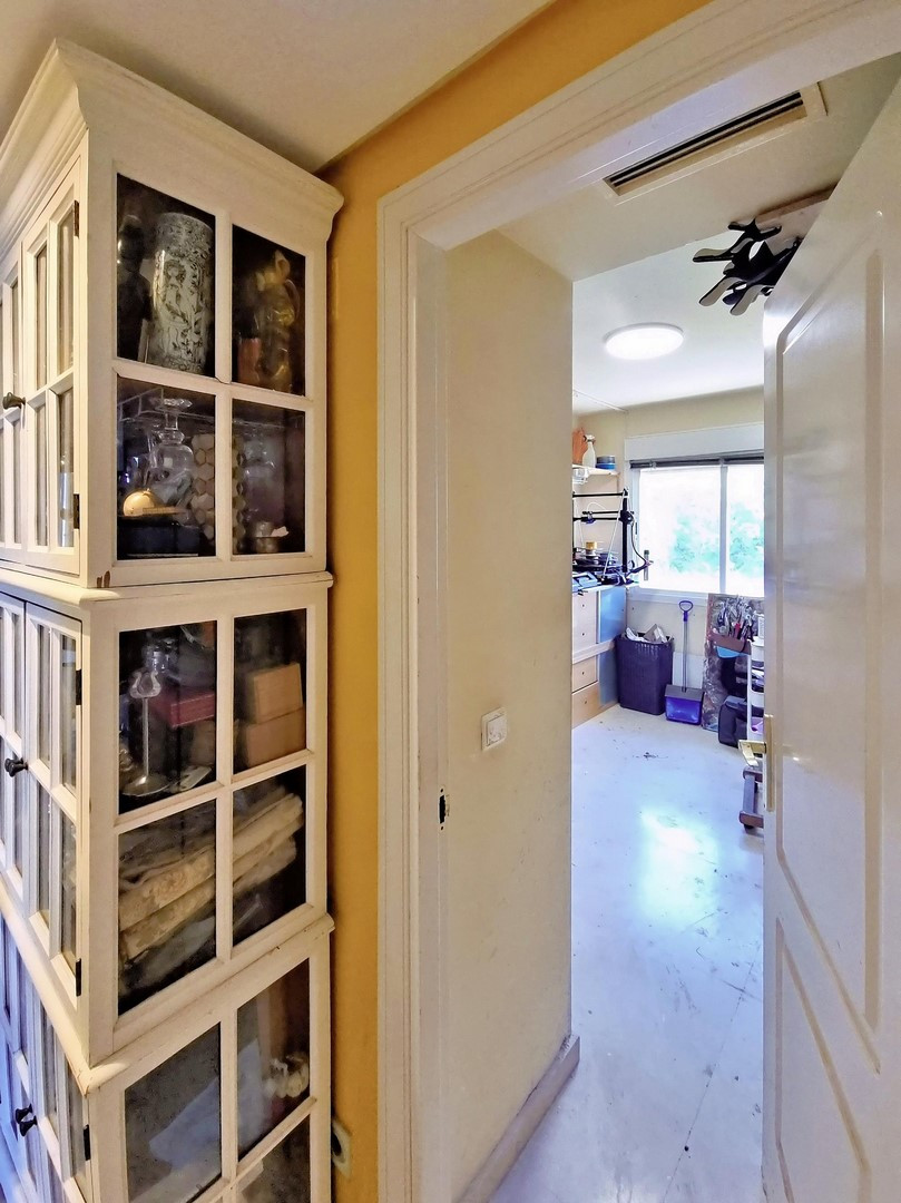 a9f628454ea0224a7b45aa681cbfbab6 - 31