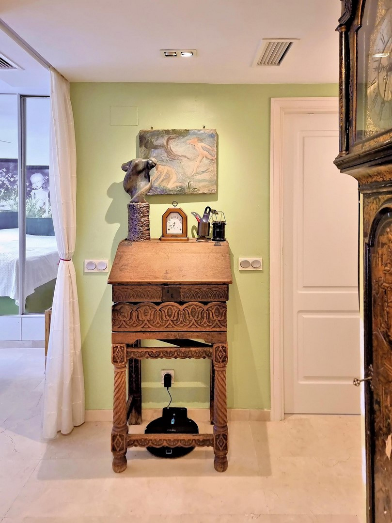 a9f628454ea0224a7b45aa681cbfbab6 - 32