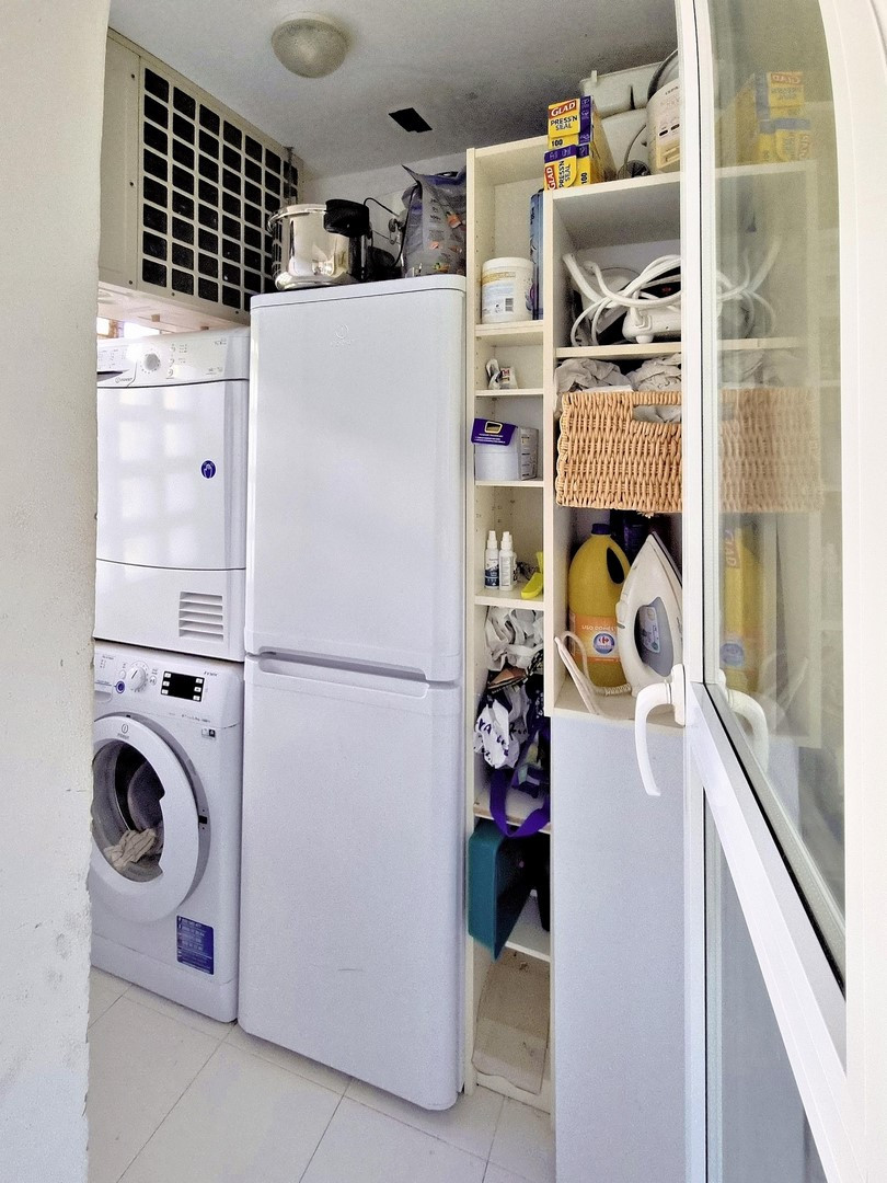 a9f628454ea0224a7b45aa681cbfbab6 - 43