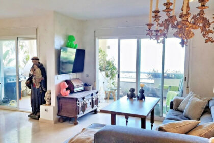 a9f628454ea0224a7b45aa681cbfbab6 - 49