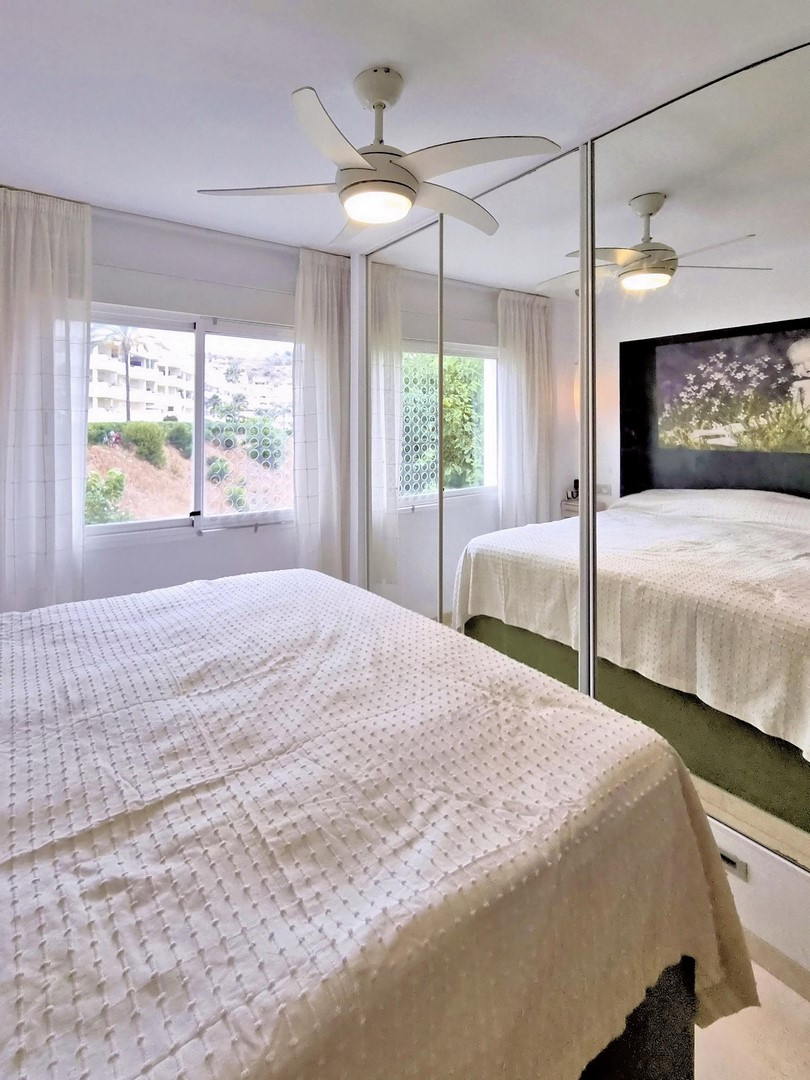 a9f628454ea0224a7b45aa681cbfbab6 - 5