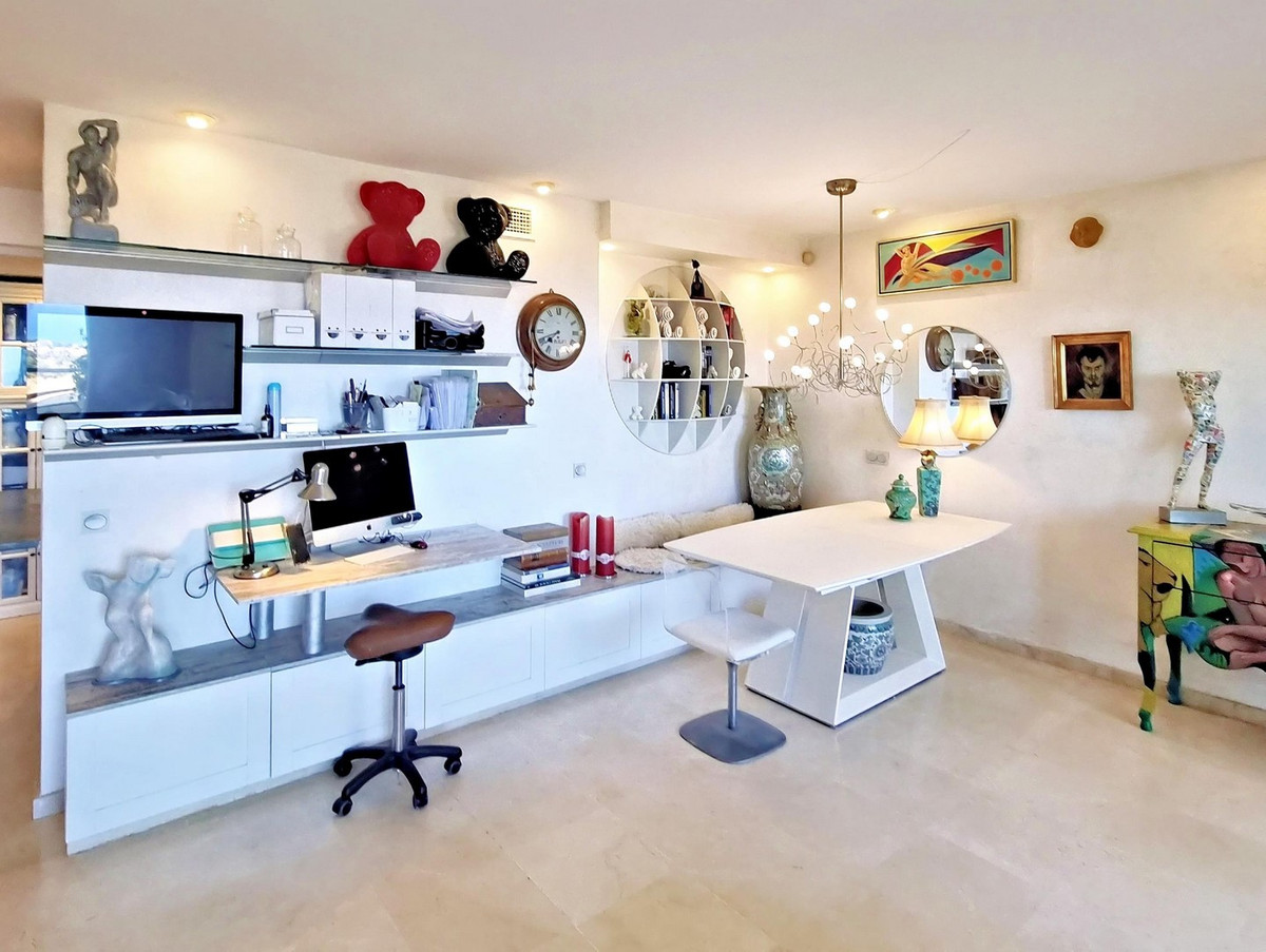 a9f628454ea0224a7b45aa681cbfbab6 - 50