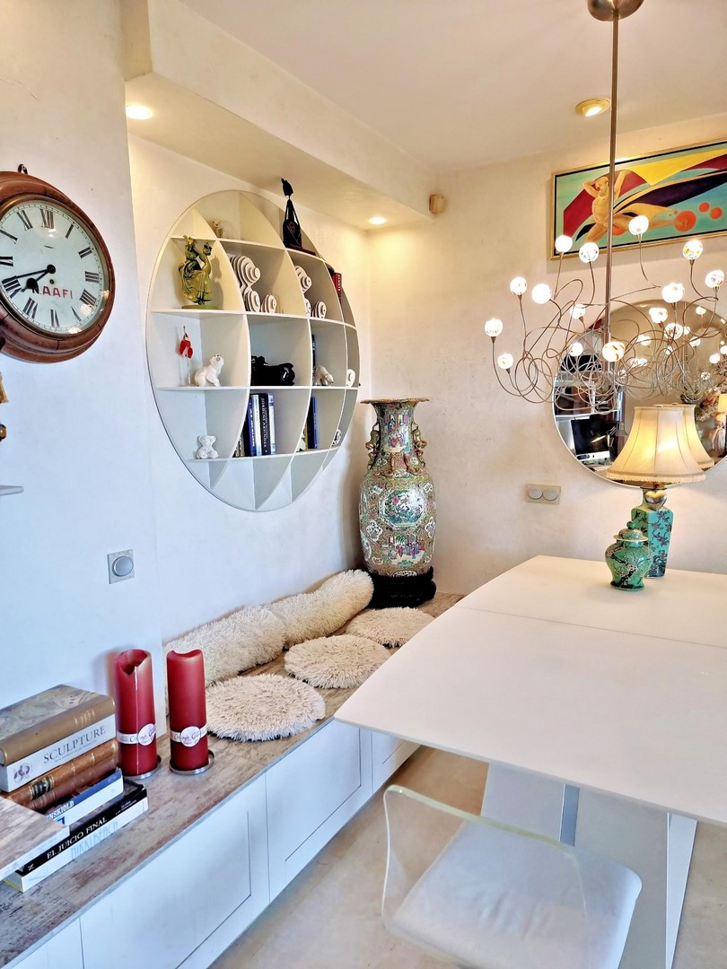 a9f628454ea0224a7b45aa681cbfbab6 - 54