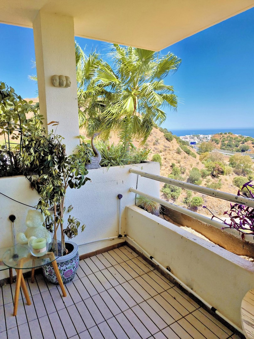 a9f628454ea0224a7b45aa681cbfbab6 - 61