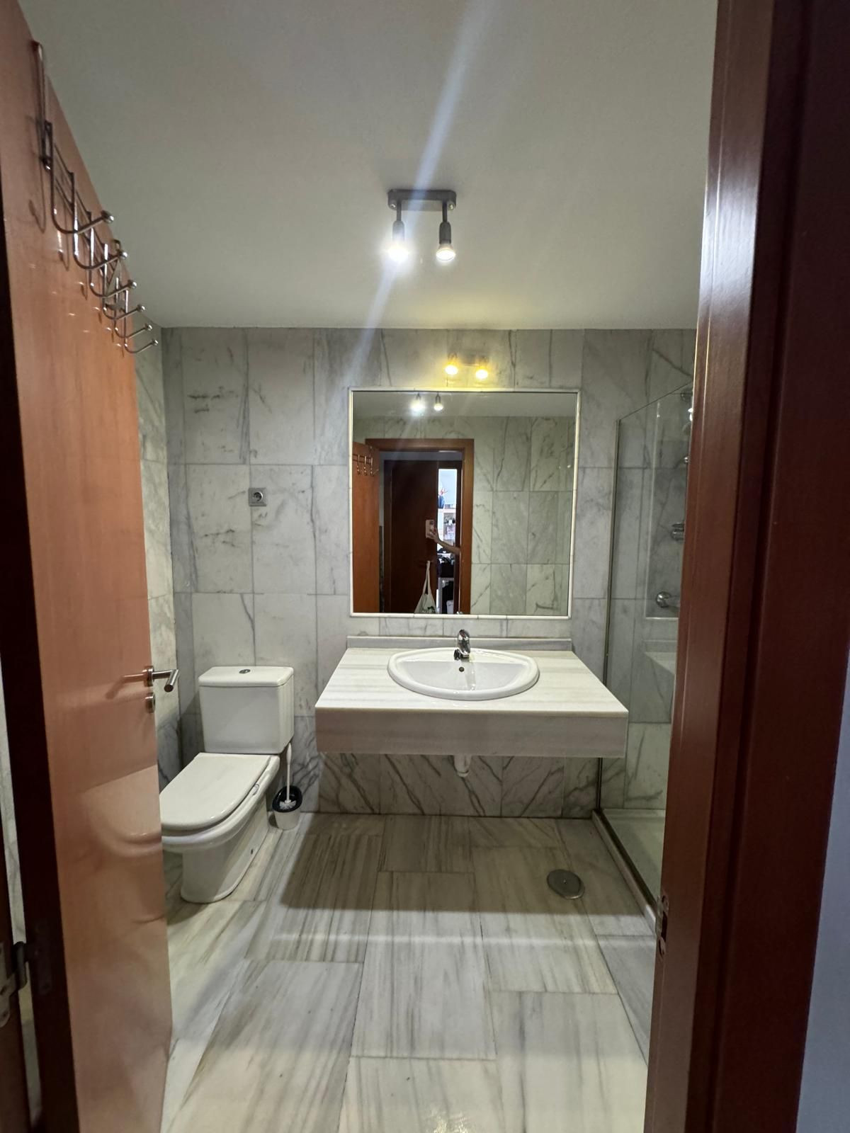 aa3f4922193795290c4d93a53d65e5e7 - 15