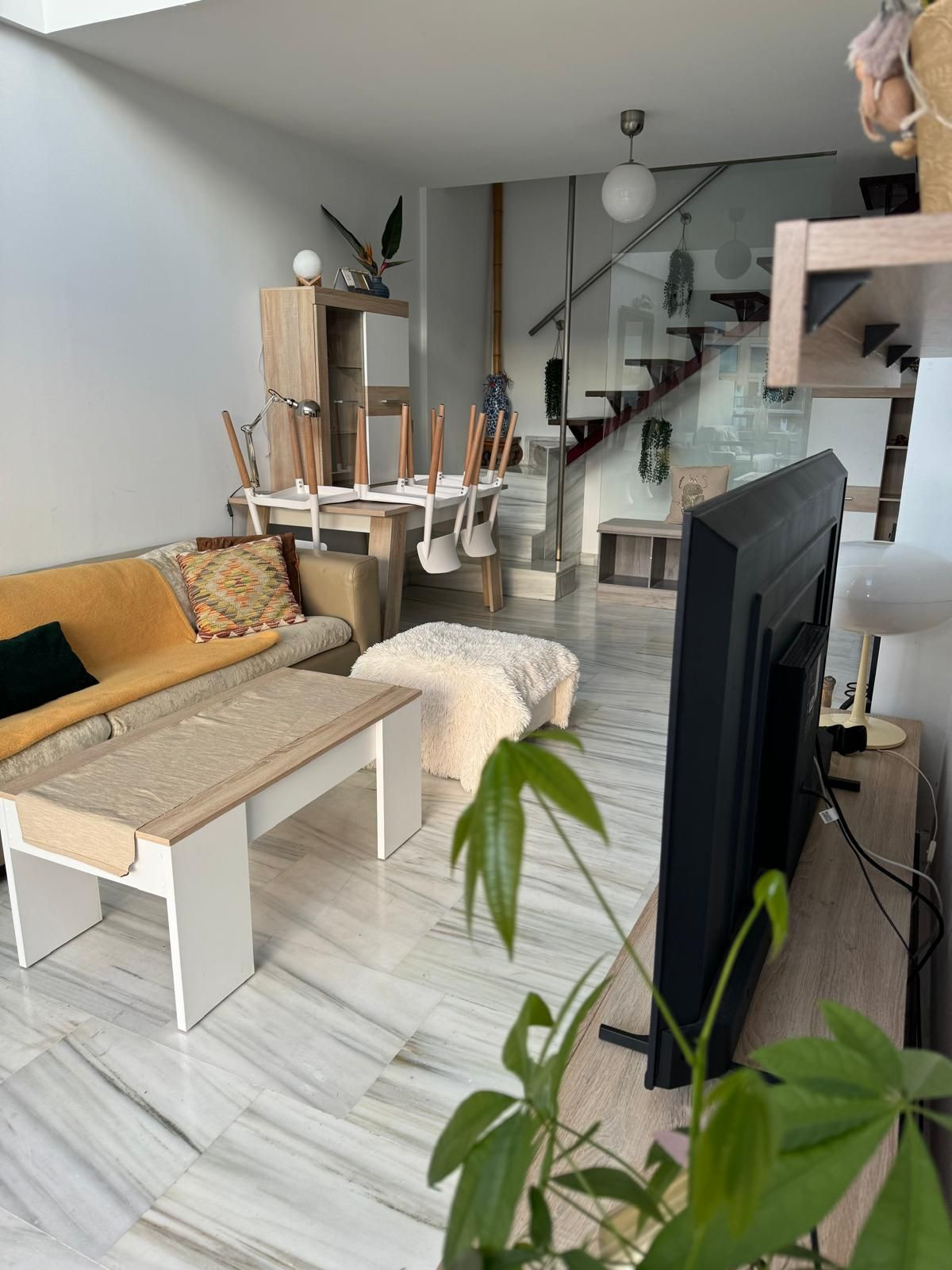 aa3f4922193795290c4d93a53d65e5e7 - 3