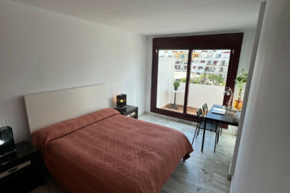 aa3f4922193795290c4d93a53d65e5e7 - 4