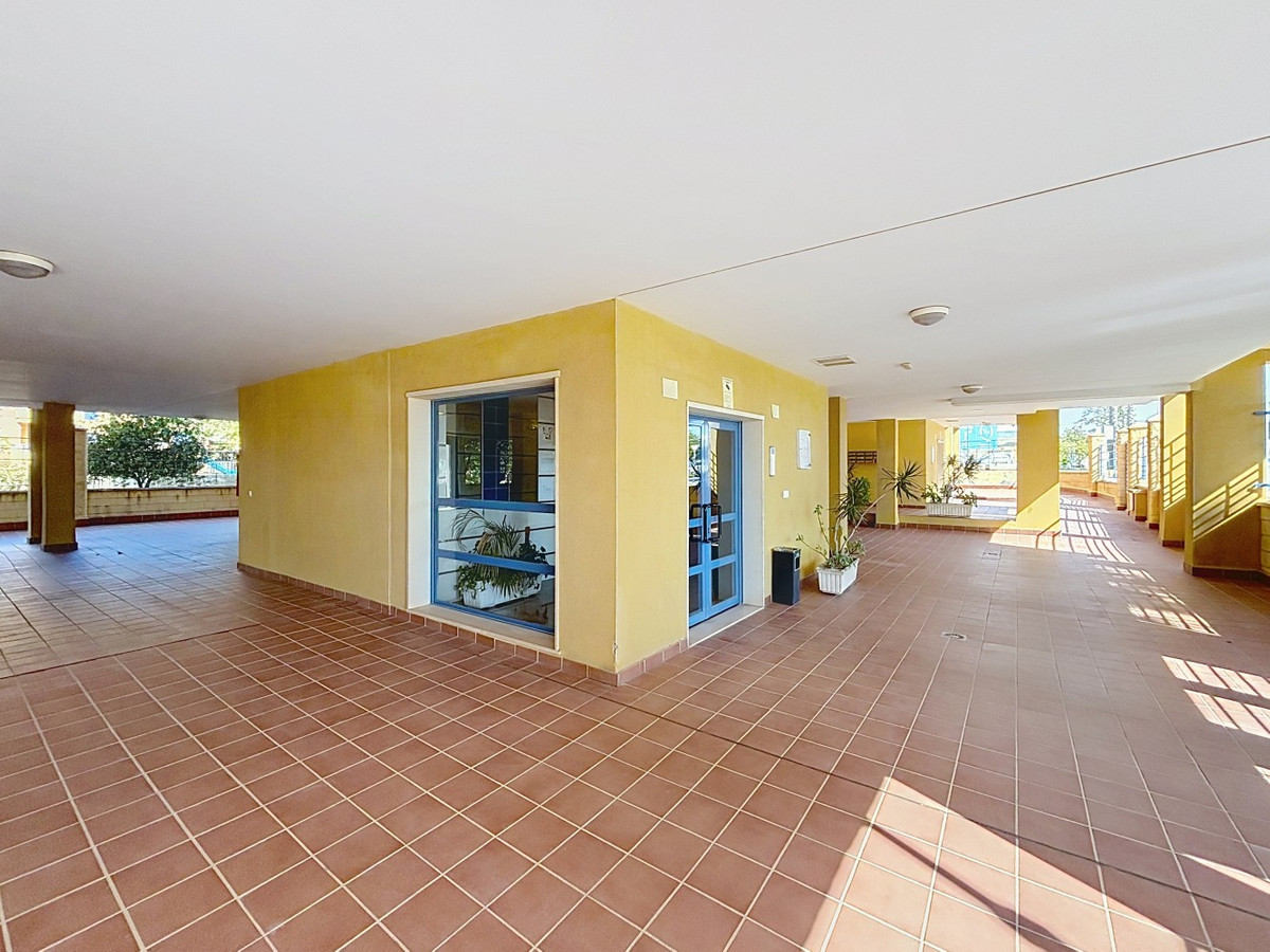 aaf179d7f317780297fad3b3872d0c1b - 22