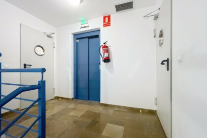 aaf179d7f317780297fad3b3872d0c1b - 25