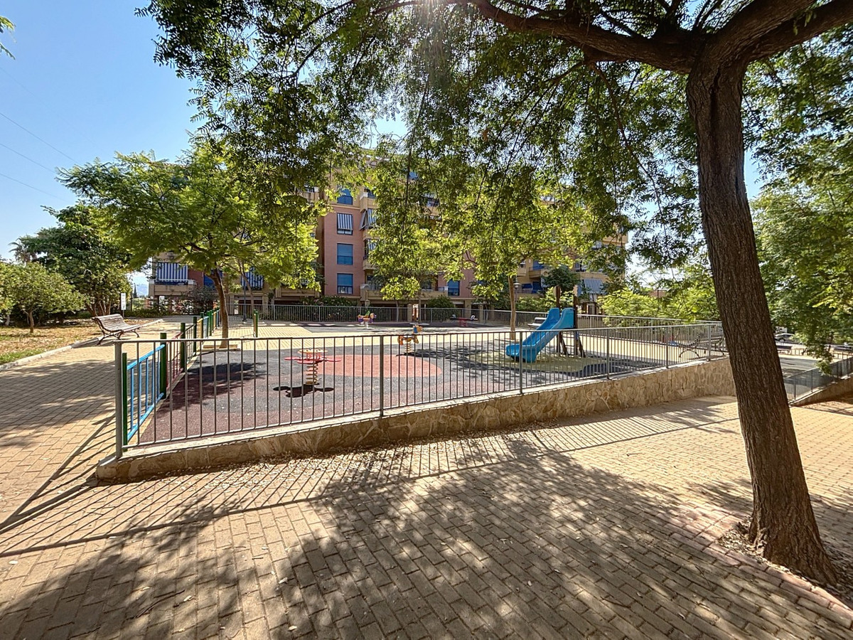 aaf179d7f317780297fad3b3872d0c1b - 29