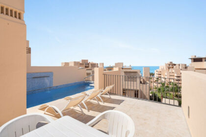 aafe6628320136bf1ab8dee46a4d6c1f - 1