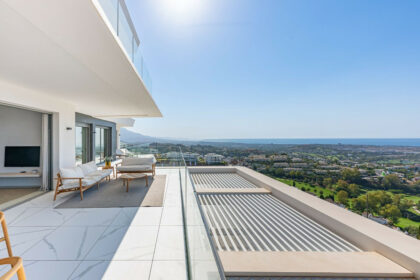 ab1ad56e7297662cdaab56a418a6fe9c - 1