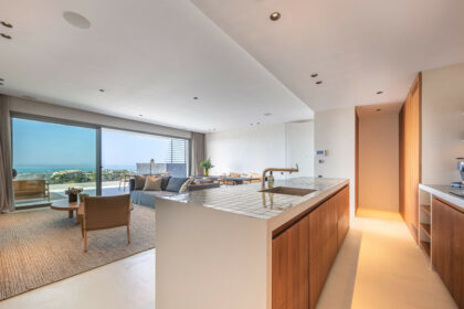 ab1ad56e7297662cdaab56a418a6fe9c - 12