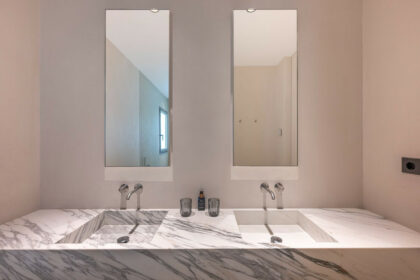 ab1ad56e7297662cdaab56a418a6fe9c - 19