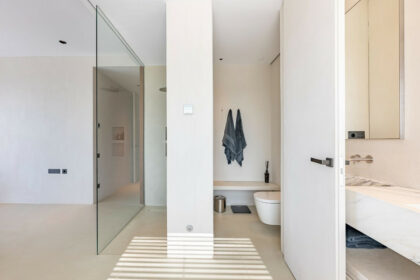 ab1ad56e7297662cdaab56a418a6fe9c - 26