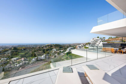 ab1ad56e7297662cdaab56a418a6fe9c - 30