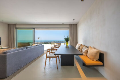 ab1ad56e7297662cdaab56a418a6fe9c - 31