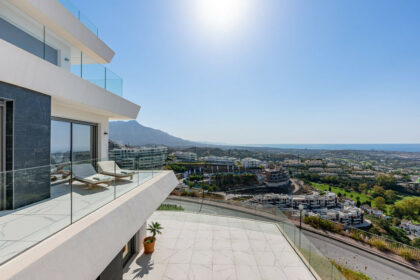 ab1ad56e7297662cdaab56a418a6fe9c - 41