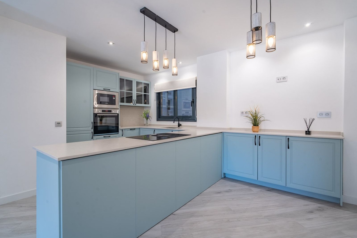 ab4ce514539bb0119e1a7e22e26e399e - 1