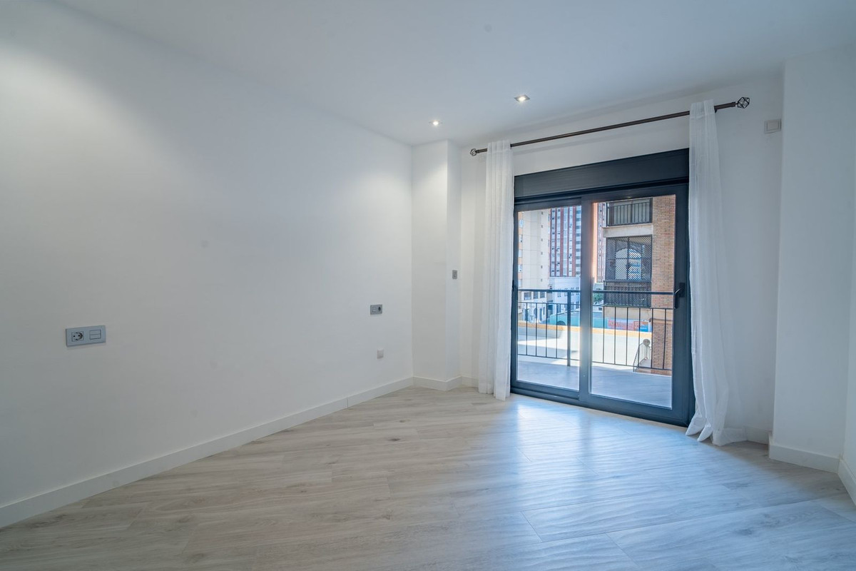 ab4ce514539bb0119e1a7e22e26e399e - 19