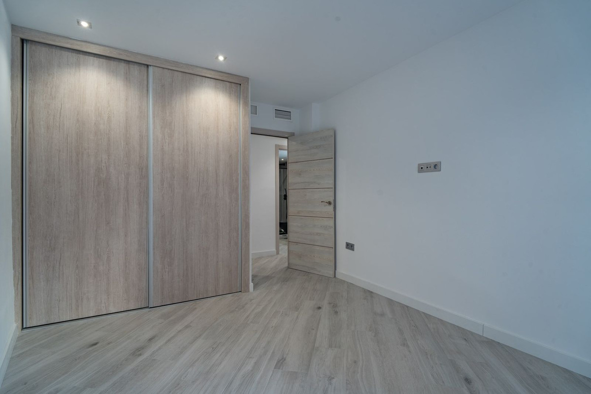 ab4ce514539bb0119e1a7e22e26e399e - 21